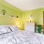 Moderno Con Balcon Meridiana Apartman