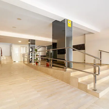 Apartman Moderno Con Balcon Meridiana *