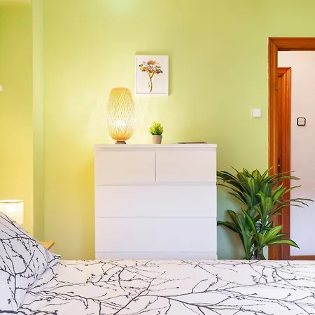 Moderno Con Balcon Meridiana *